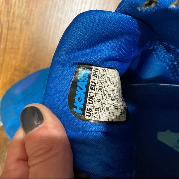 Hoka one one womens 7.5 worn condition - Picture 3 of 5